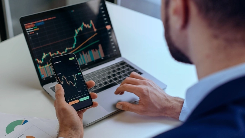 Jenyra Fluxive GPT KI-Handelsdashboard